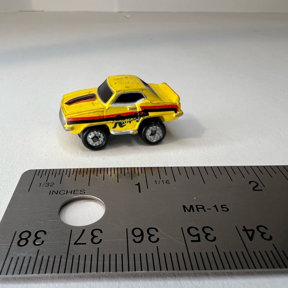 Vintage Micro Machines 1969 Camaro Rampage Yellow 1986 Galoob